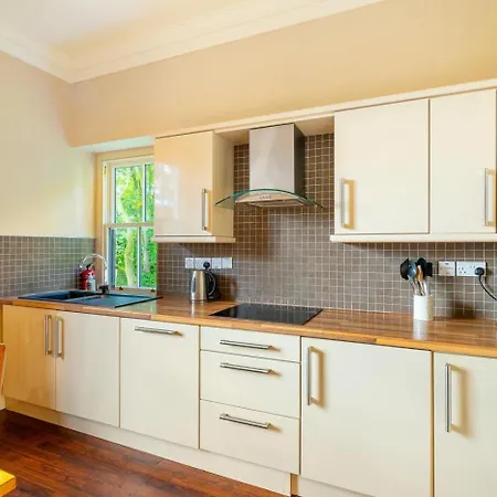 Διαμέρισμα 3 Bed In Oc-lr095 *